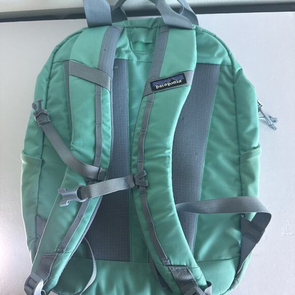 Patagonia Atom Tote Pack 20L Teal One Size Travel School Daypack Laptop READ - Picture 7 of 11